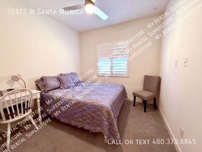 Building Photo - 35377 W Santa Monica Ave