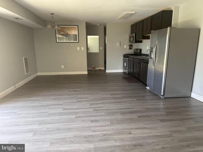 Building Photo - 5534 Karen Elaine Dr