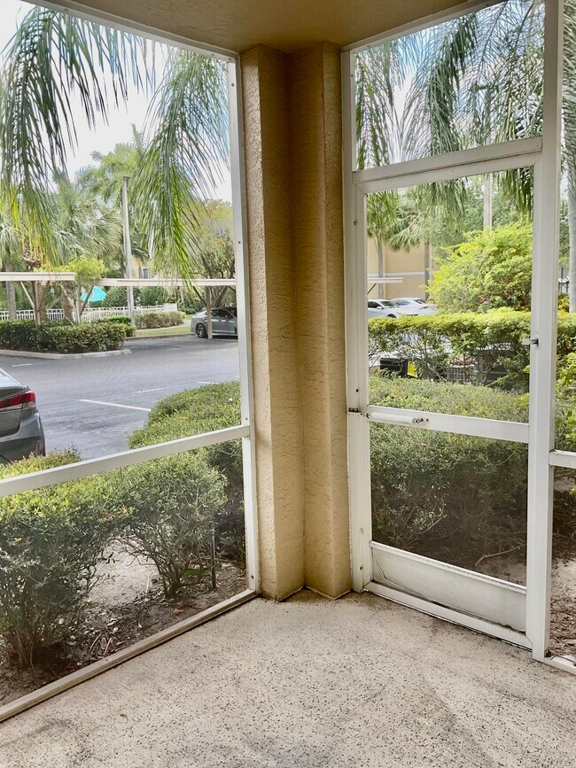 Building Photo - 6410 Emerald Dunes Dr