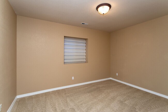 Building Photo - 9922 Red Sage Dr