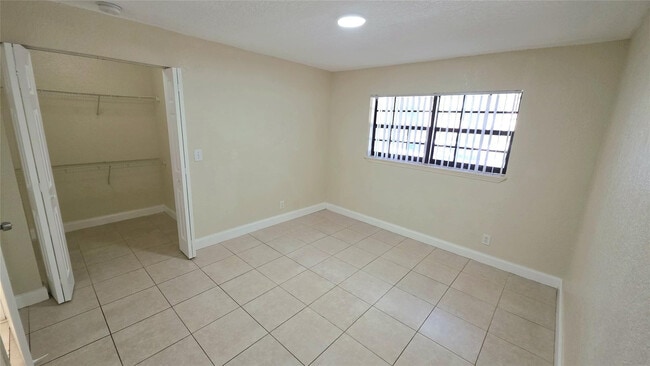 Building Photo - 10390 NW 36th St