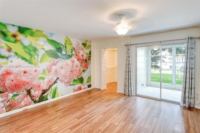 Building Photo - 2303 Lucaya Ln