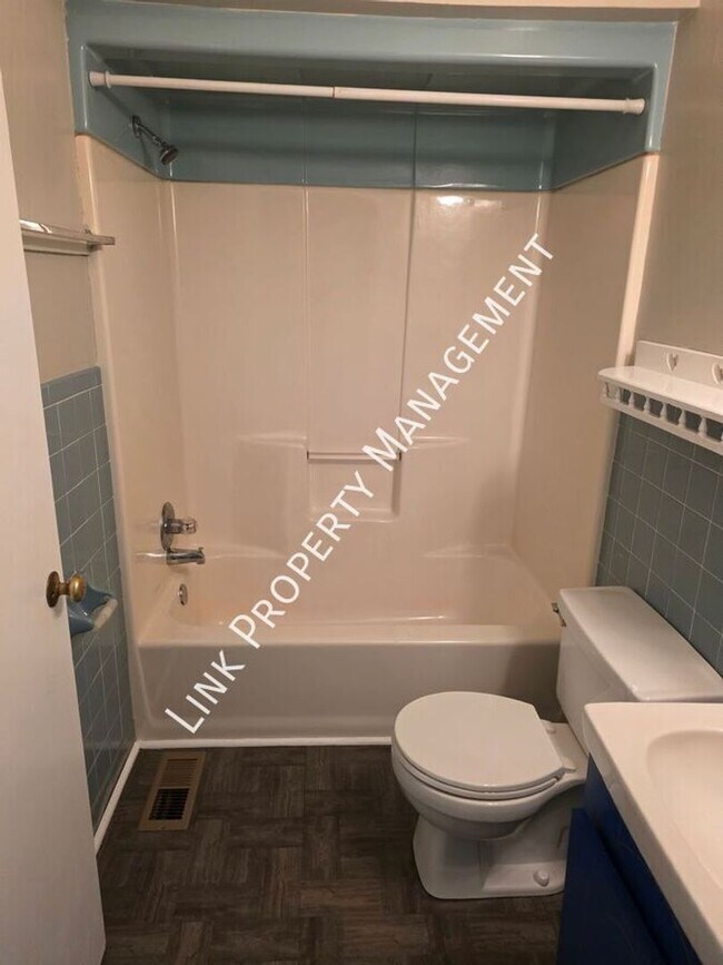 Building Photo - Available Now – Spacious 4 Bedroom Home in Ringgold for Only $1,795/Month!
