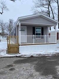 Building Photo - Lot 35