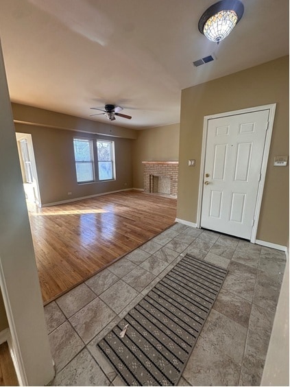 Building Photo - 7223 S Euclid Ave