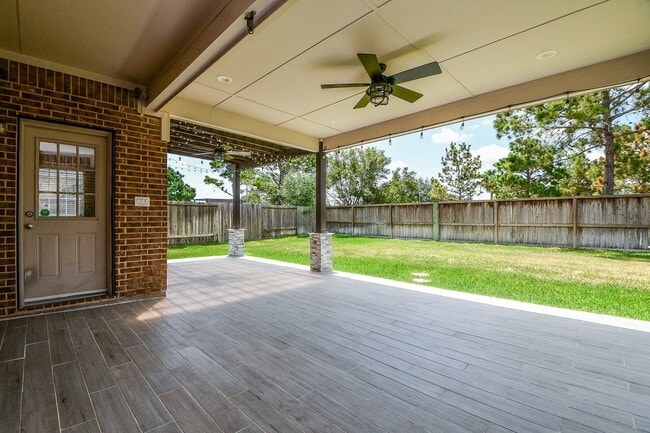 Building Photo - 26011 Pebble Terrane Ln