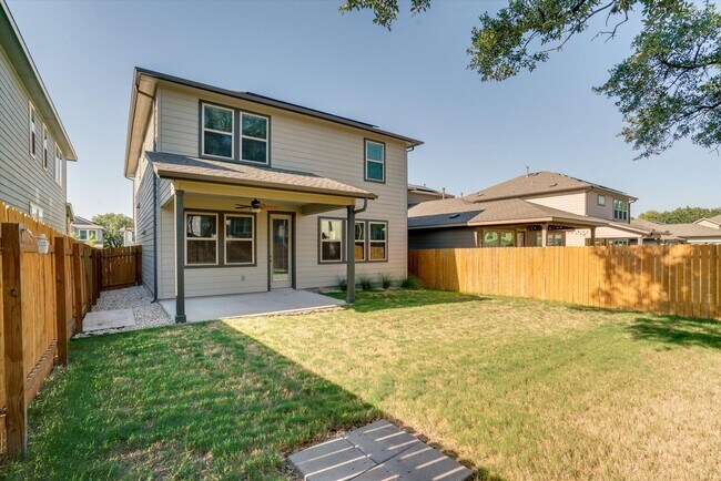 Building Photo - 1107 Diggy Dr