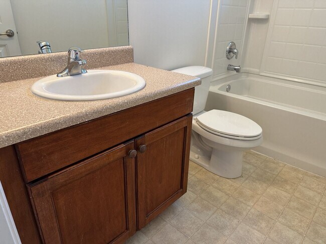 Building Photo - 20 Wesleyan Dr