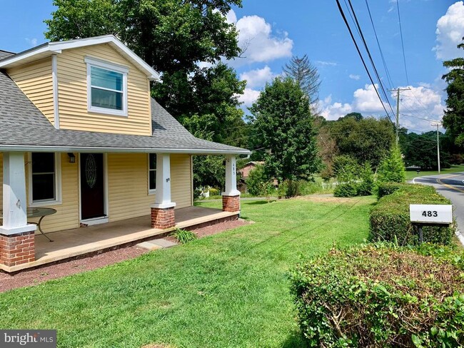 Building Photo - 483 Alleghenyville Rd