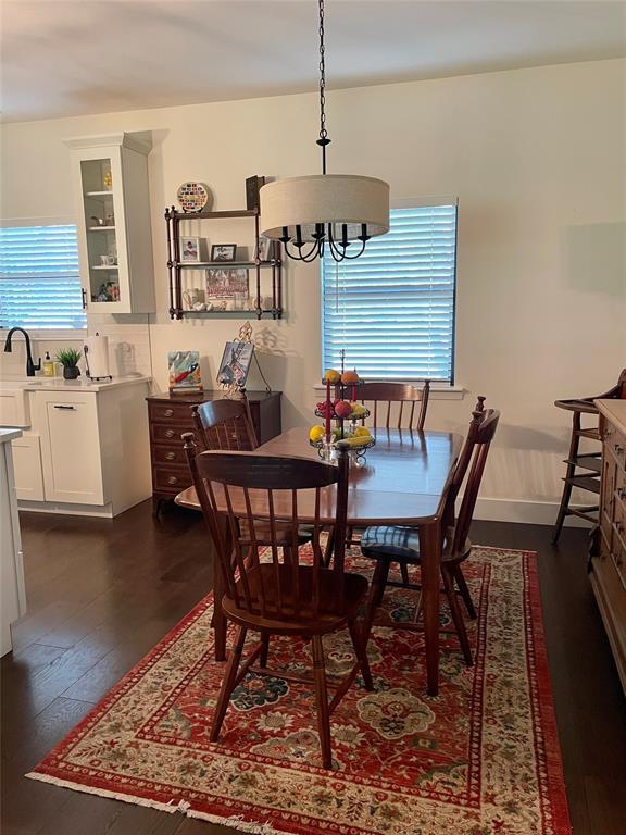 Building Photo - 705 Lisa Dr