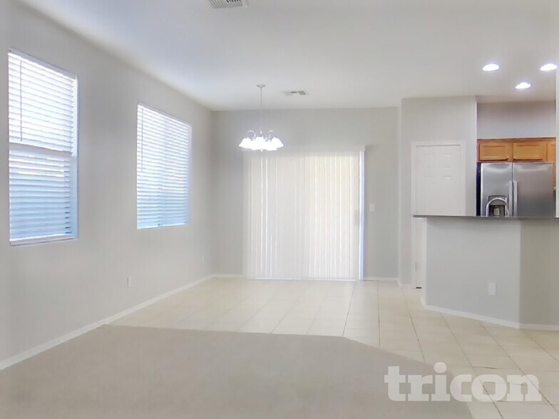 Building Photo - 39815 N Bridlewood Way