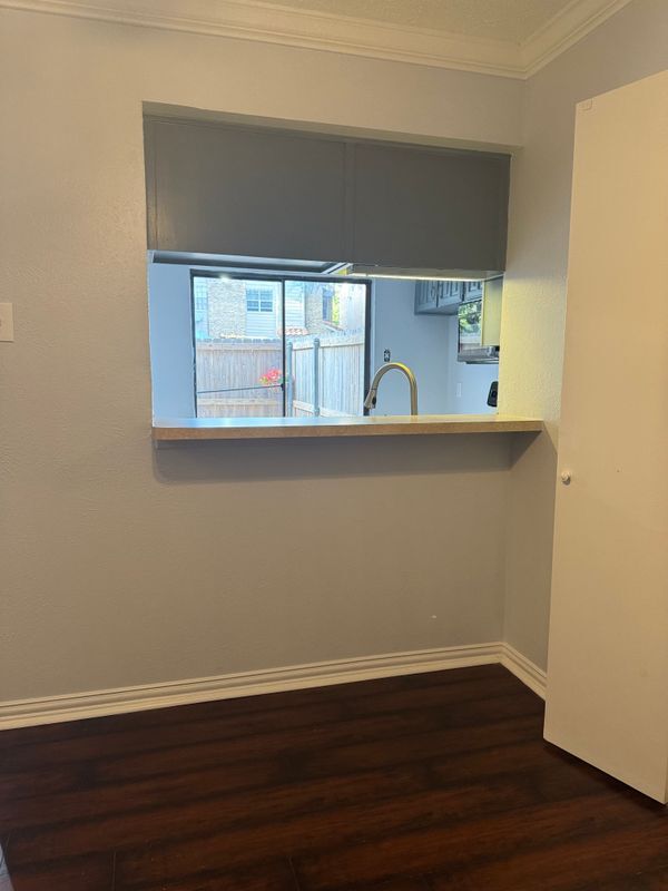 Building Photo - 883 Dublin Dr