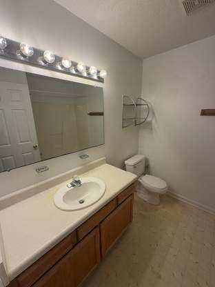 Building Photo - 436 Dion Dr