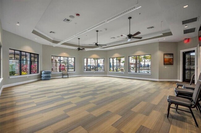 Building Photo - 2433 Varenna Loop