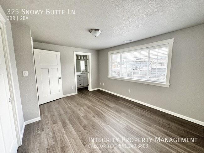Building Photo - 325 Snowy Butte Ln