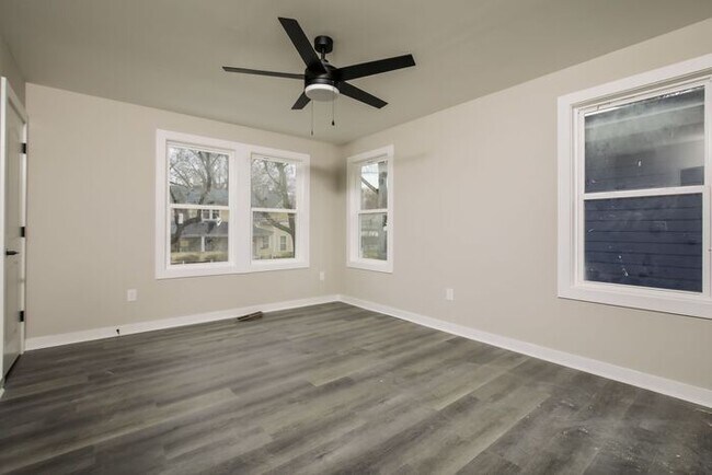 Building Photo - Close to Downtown Durham Brand New Construction