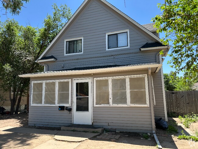 Building Photo - 1016 4th St
