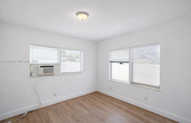 Building Photo - 800 83rd St