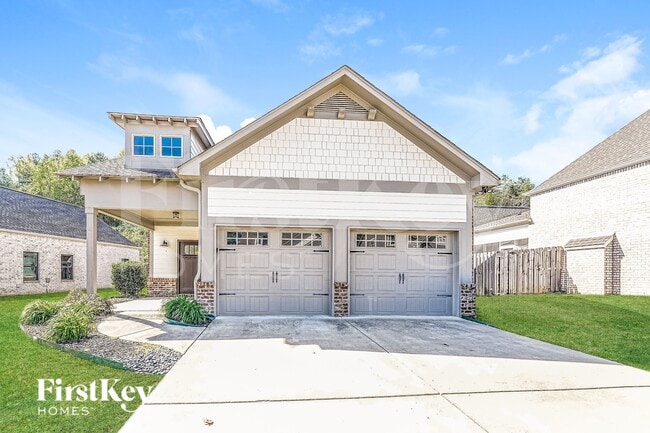 Building Photo - 1402 Woodridge Pl