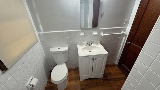 Building Photo - 249 Wayne Ave