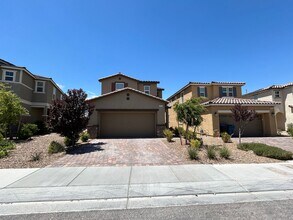 Building Photo - Inspirada 4-Bedroom 3-Bathroom Home!