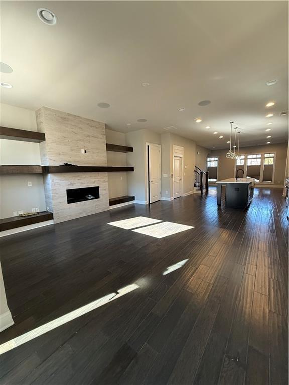 Building Photo - 251 Franklin Rd