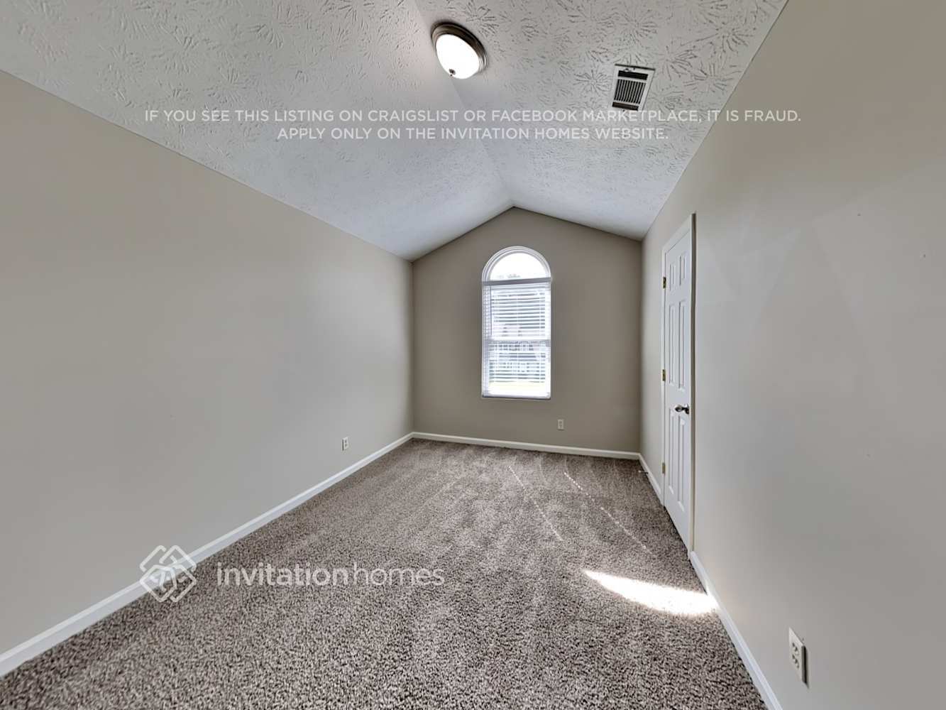 Building Photo - 1040 Spring Brook Dr