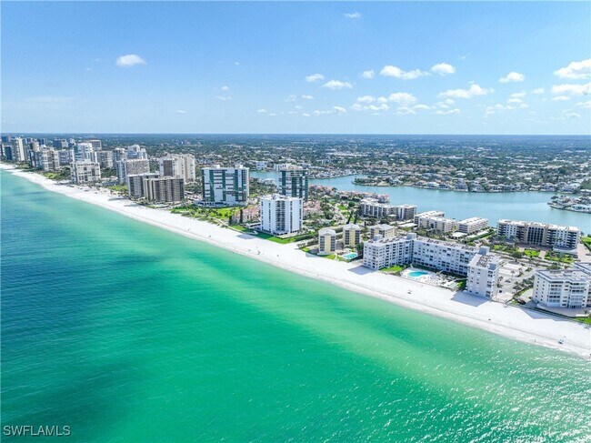 Building Photo - 3443 Gulf Shore Blvd N