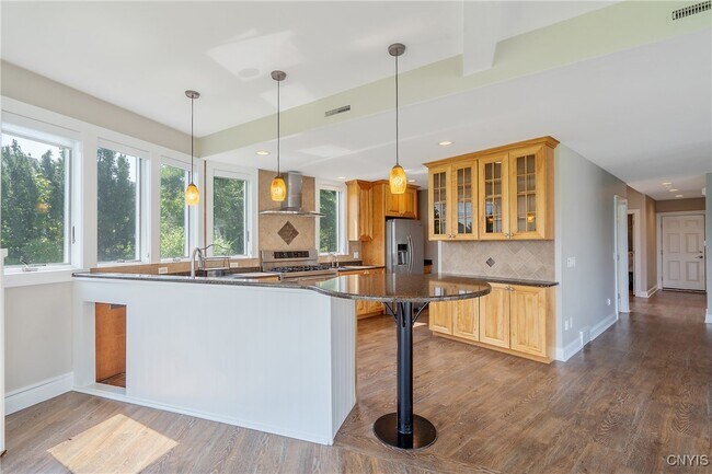 Building Photo - 1131 Marlyn Park Dr