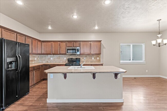 Building Photo - 115 W Lava Falls Dr