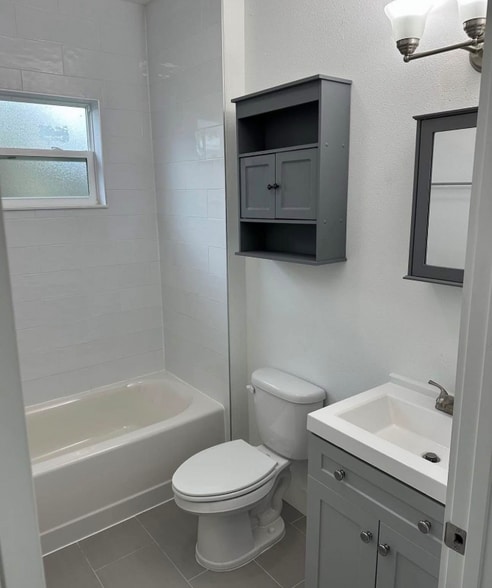 Building Photo - 701 E Ellicott St