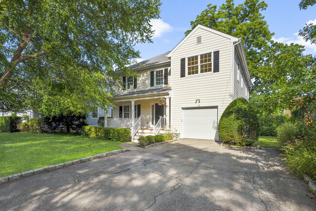 Primary Photo - 16 Birch Ln