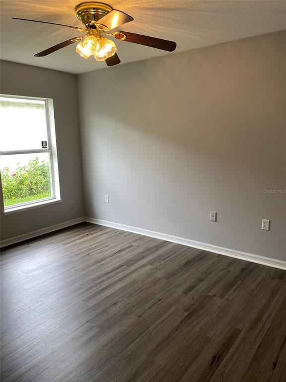 Building Photo - 2210 Nicollett Way