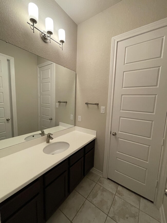 Building Photo - 2826 Winter Gorge