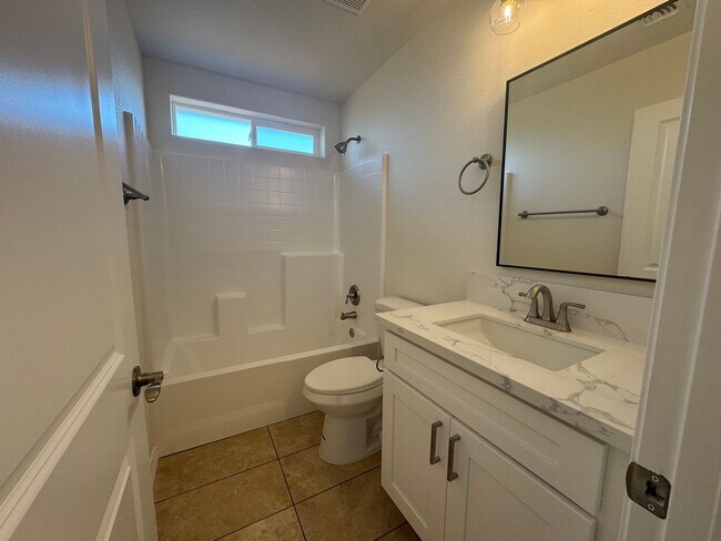 Building Photo - Brand New 2BR home with fenced yard