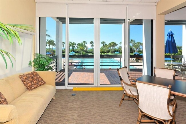 Building Photo - 1065 Gulf of Mexico Dr