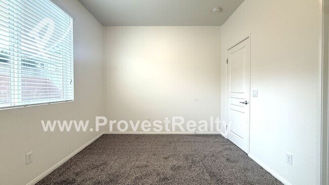 Building Photo - 15799 Barrel Cactus Ln