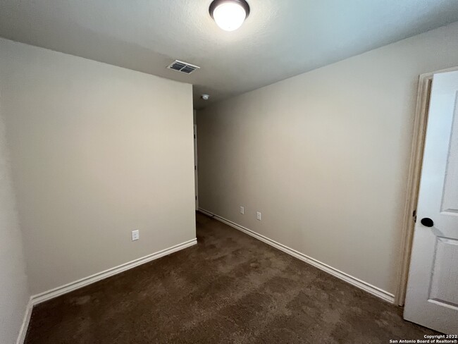 Building Photo - 6018 Jax Wy