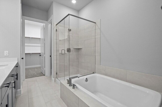 Building Photo - 1519 Noble Pk Dr