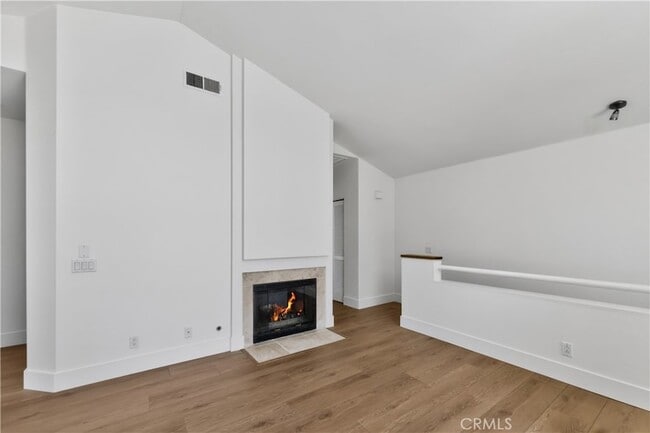 Building Photo - 18 Glen Cove