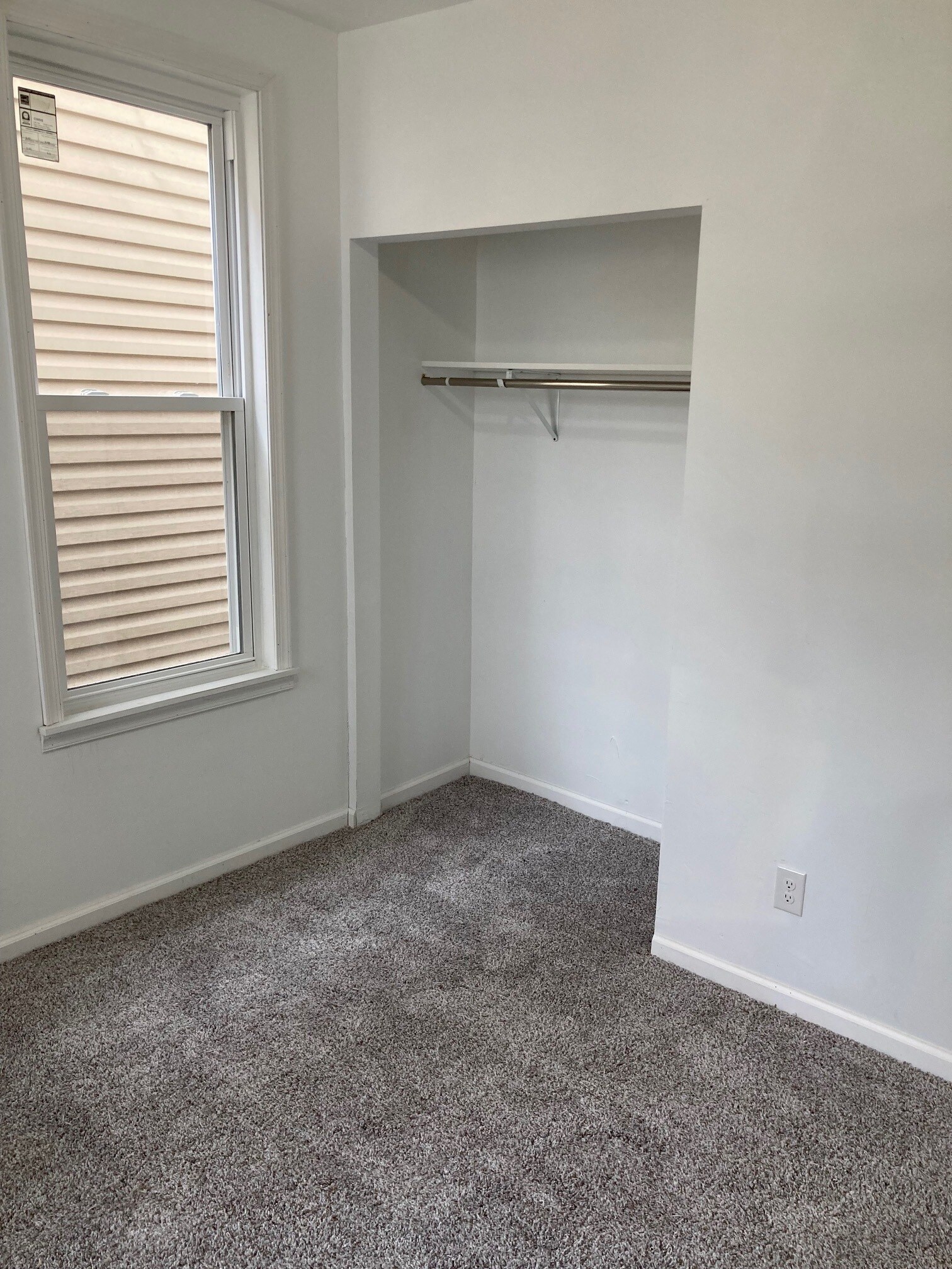 Building Photo - 333 Ann St