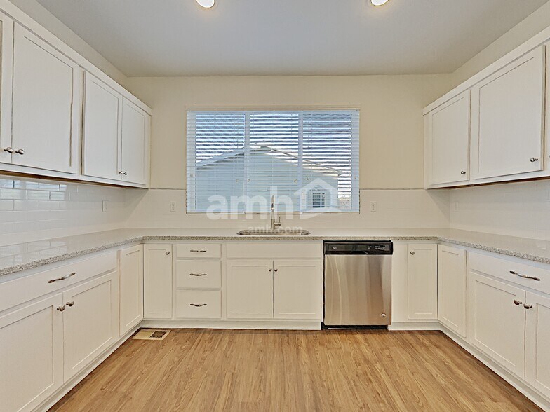 Building Photo - 4303 Crestone Peak St