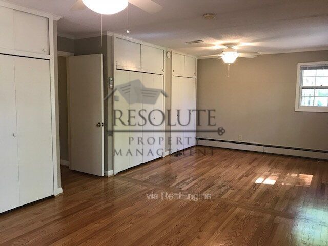 Building Photo - 6612 Pleasant Pines Dr