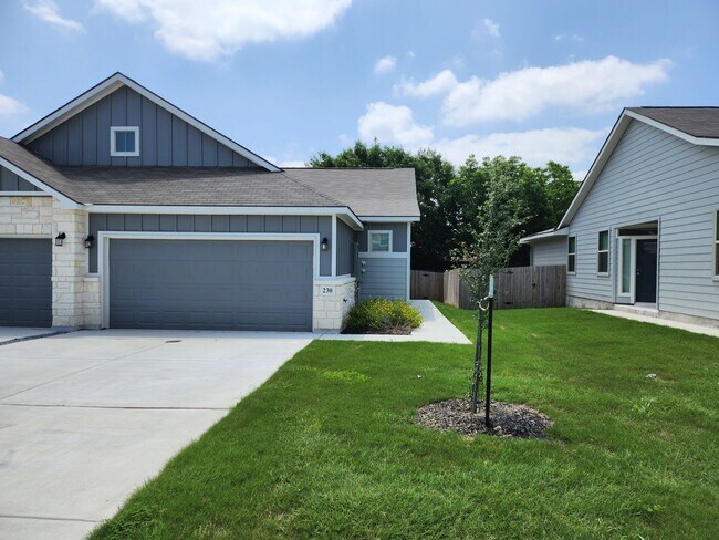 Primary Photo - New 3/2 Townhome in Cibolo
