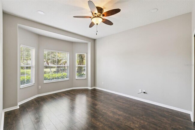 Building Photo - 237 Strathmore Cir