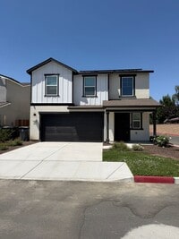 Building Photo - Beautiful New Home for rent in Tulare!