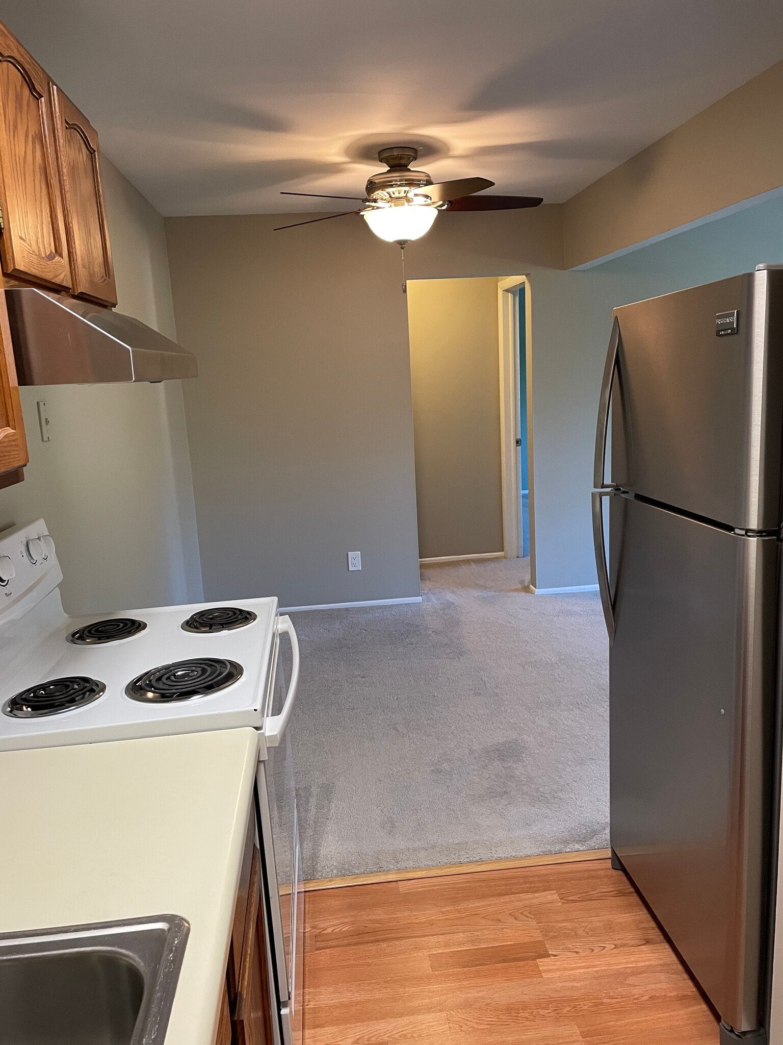 Building Photo - 810 Plate St