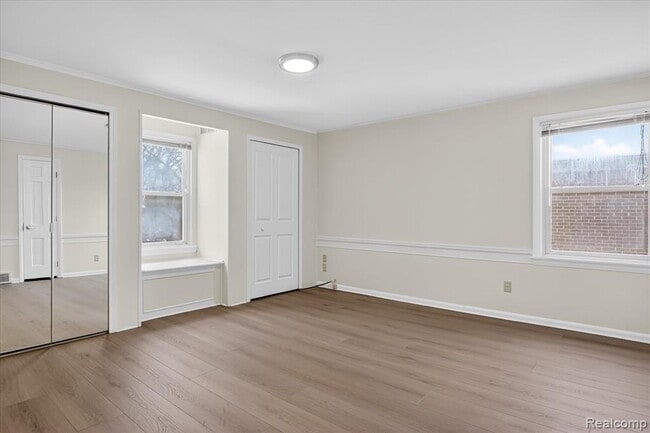 Building Photo - 13336 Balfour Ave