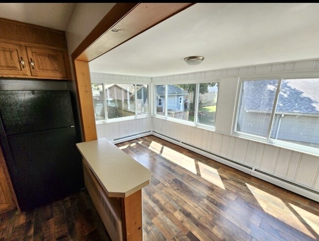 Building Photo - 9 Gregg St