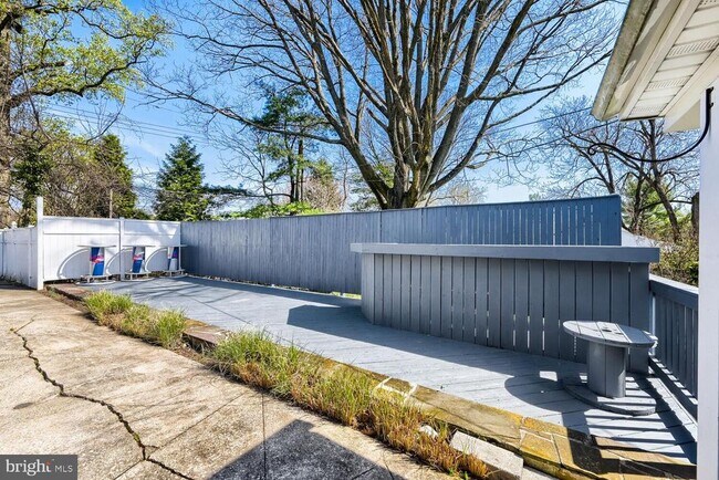 Building Photo - 114 MD-131